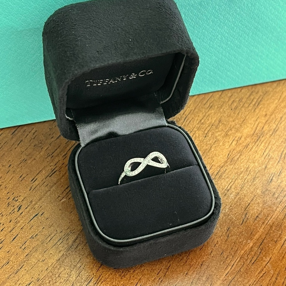 Tiffany & Co. Platinum Diamond Infinity Ring Size 5.5 Half Eternity Band in Box
